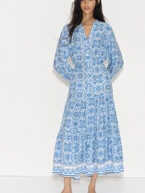 blue and white h&m dress Women's Navy blue/White striped Linen-Blend Midi top spaghetti shoulder straps Women's White/blue floral Tie-Belt Dress